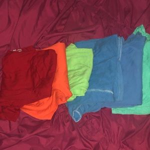 17 assorted T-shirts